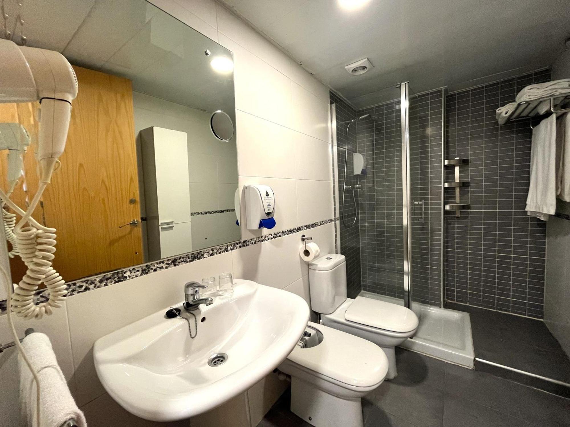 Neptuno Apartments Calella Habitación foto