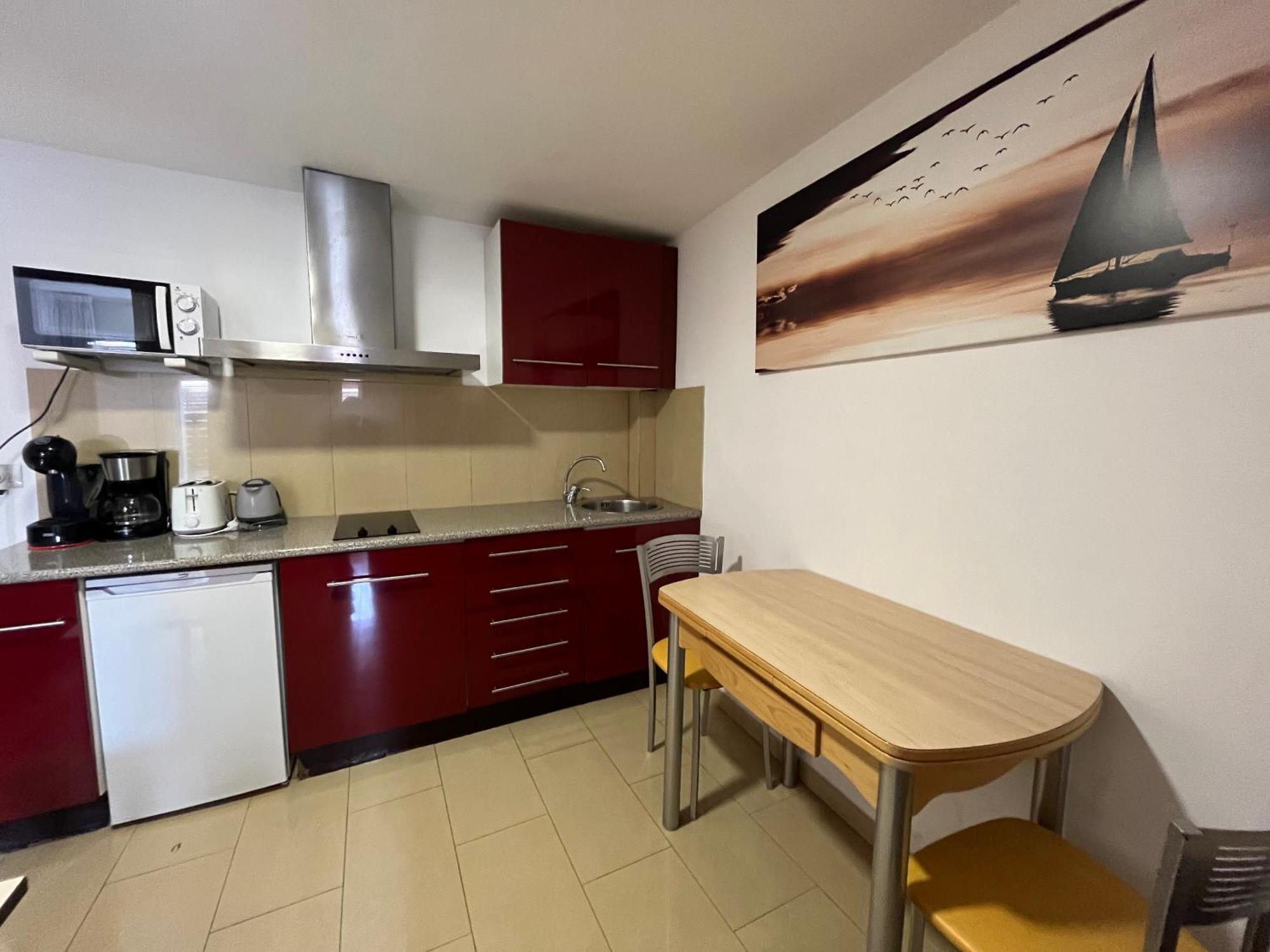 Neptuno Apartments Calella Habitación foto